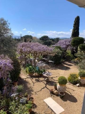 La Maison De Justine Grimaud Exterior photo